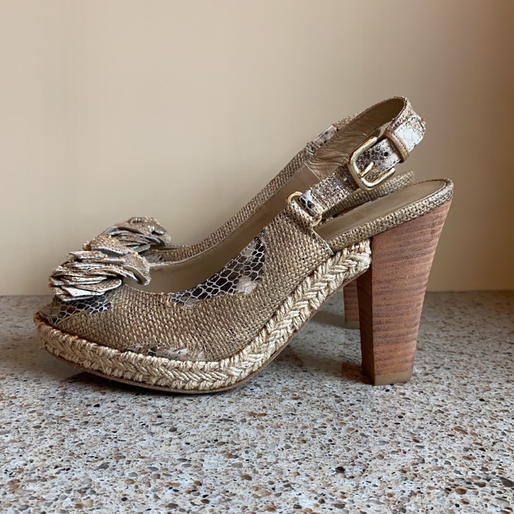 Stuart Weitzman Snakeskin Print & Rattan Slingback Peep-toe Pumps